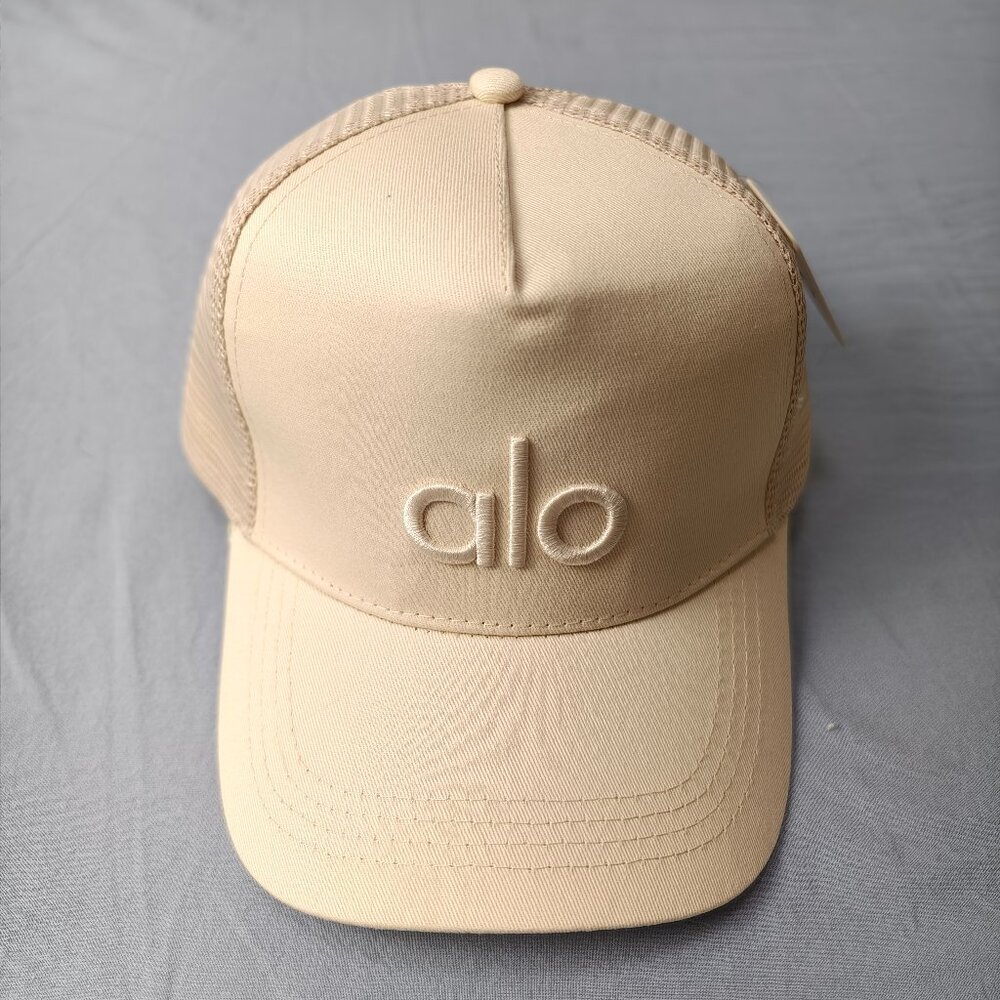 Alo yoga off-duty hat casual hat